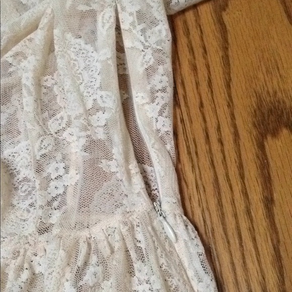 American Apparel Sleeveless Lace Dress - Picture 6 of 7